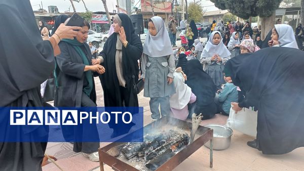 روز مادر، تجلی عشق الهی در سیمای حضرت زهرا(س)