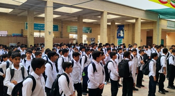 آغاز سال تحصیلی جدید با حضور پرشور دانش‌آموزان در مدارس بندرعباس