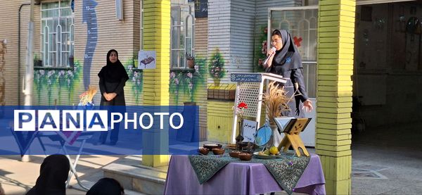 پاسداشت آیین کهن مهرگان در دبیرستان فرزانگان دوره اول