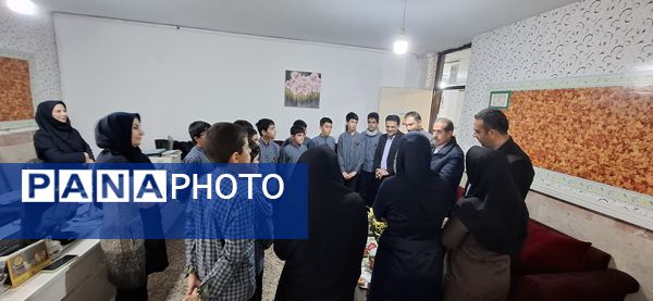 بازدید اعضای قطب کشوری انرژی‌های نوین از قطب استانی شهرستان‌های تهران