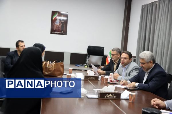 میز خدمت ویژه فرهنگیان در محل مدیریت آموزش و پرورش شهرستان اسلامشهر