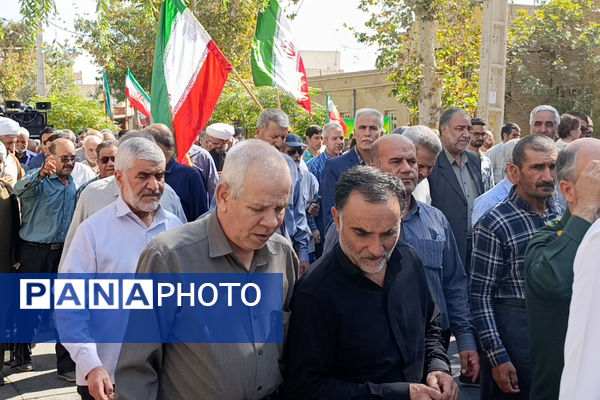 راهپیمایی مردم شهرستان آباده در جمعه های خشم