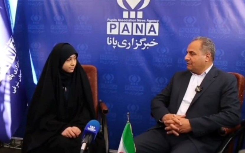 راه و آرمان شهدا مبارزه با استکبار جهانی است