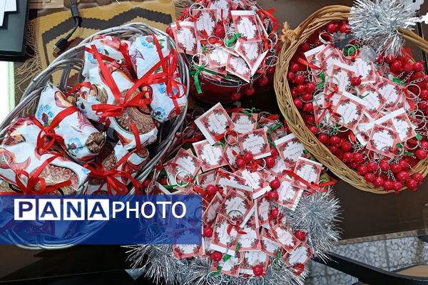 وقتی انارها لبخند زدند؛ یلدای دبیرستان ساره شورآفرین شد