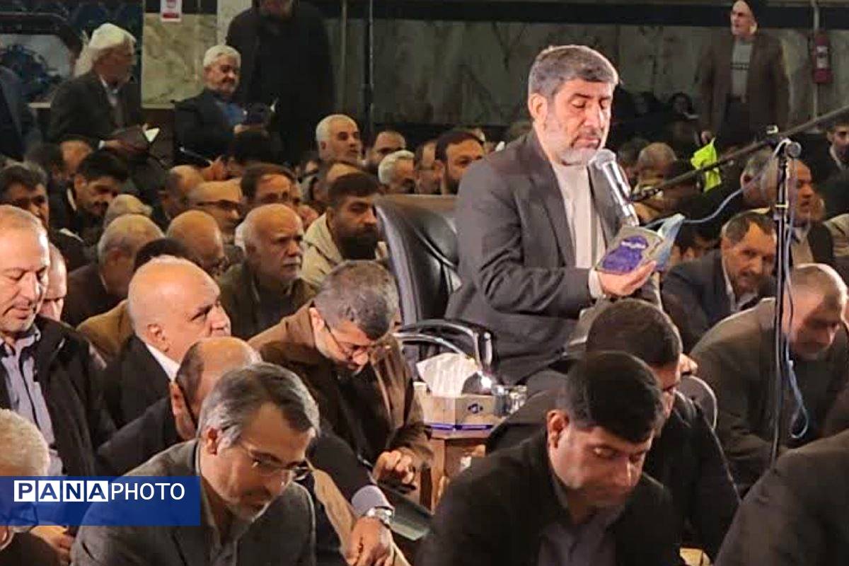 طنین انداز شدن اولین دعای ندبه در مصلی اسلامشهر