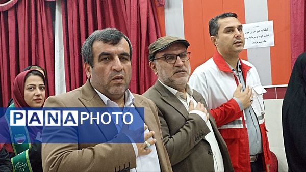 همایش تجلیل از مربیان و اعضای پیشتاز در محمودآباد 