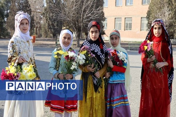 آیین روز درختکاری در هنرستان کشاورزی شهید باهنر پاکدشت 