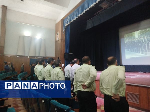 همایش فضای مجازی ظرفیت ها و آسیب ها در سالن سرو کاشمر با حضور مسئولین شهرستان