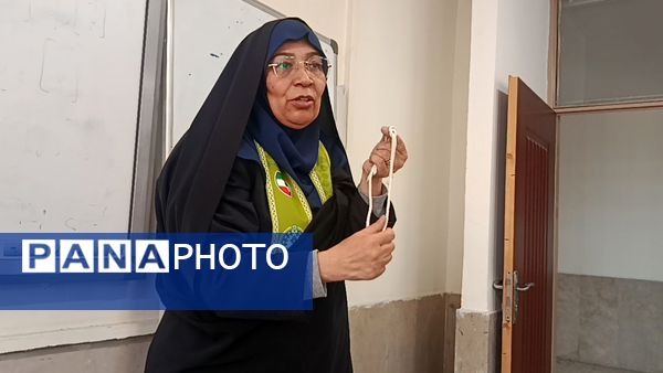 کارگاه توانمندسازی مربیان کاردان پیشتاز سازمان دانش‌آموزی ناحیه یک کرج 