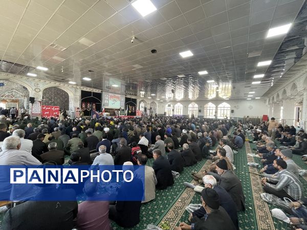 نمازجمعه با عطر شهید گمنام جان گرفت