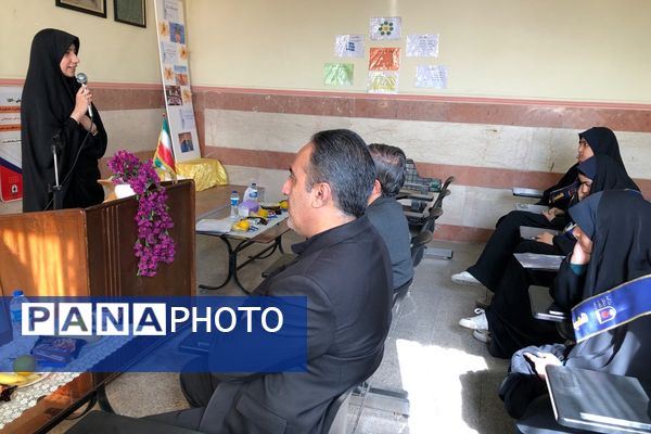 افتتاحیه طرح یاریگران زندگی در آموزشگاه شاهد نجمه ناحیه دو شهرری 