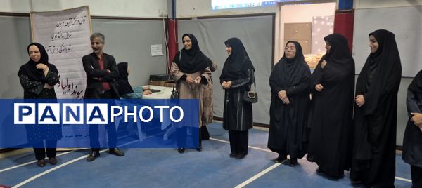 اولین جلسه عمومی انجمن اولیا و مربیان دبیرستان دخترانه شاهد غرویان (وکیلی22)