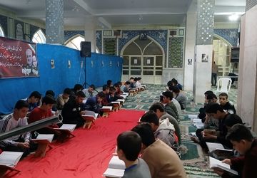 روز اول اعتکاف؛ تجلی بندگی در بن