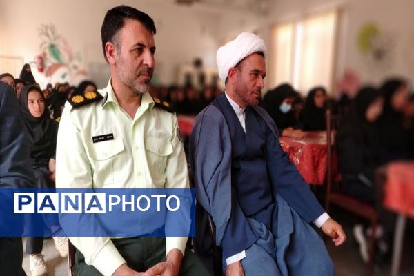 جلسه پرسش و پاسخ با حضور امام جمعه نیشابور