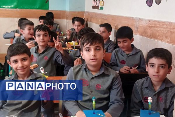 جشن خودکار و ضرب در مدرسه سلمان فارسی بهارستان ۲