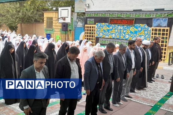 روز معنویت در مدرسه محدثه شاهد ورامین؛ از نماز باران تا زنگ عتبات عالیات