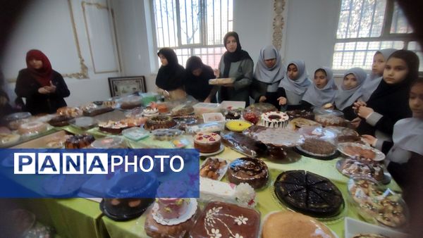 همایش پیاده‌روی مادر دختری به‌مناسبت اعیاد شعبانیه و دهه فجر 