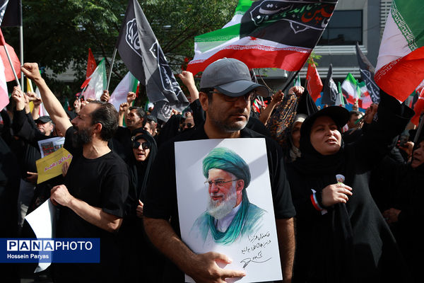 تشییع شهدای اقتدار در تهران