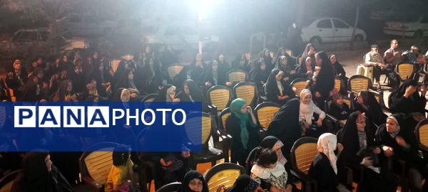 شکوه جشن میلاد پیامبر رحمت (ص) در جوار مسجدالنبی(ص) نیم‌ور