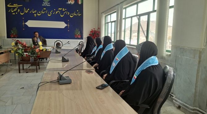 لحظاتی از بدرقه دانش‌آموزان استان چهارمحال و بختیاری به سرزمین وحی