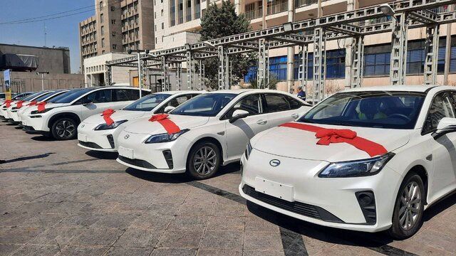 رونمایی از تاکسی‌های جدید برقی در تهران