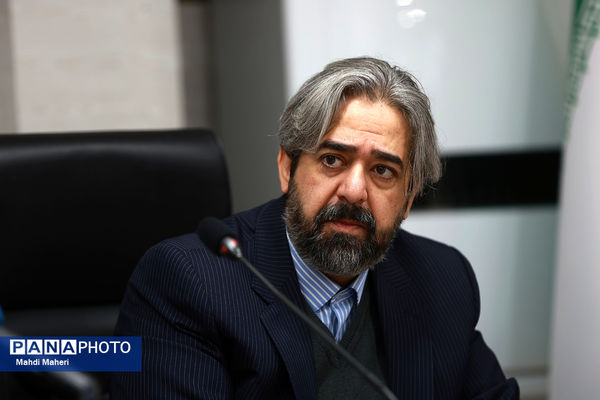 اولین نشست کارگروه تدوین سند دوازدهمین دوره مجلس دانش‌آموزی
