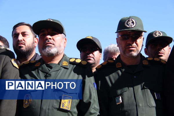 مراسم وداع با ۷ پیکر شهید گمنام هشت سال دفاع مقدس