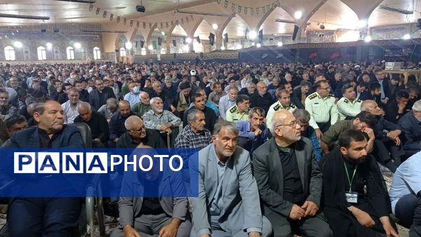 حضور پرشور مردم در نماز جمعه یاسوج