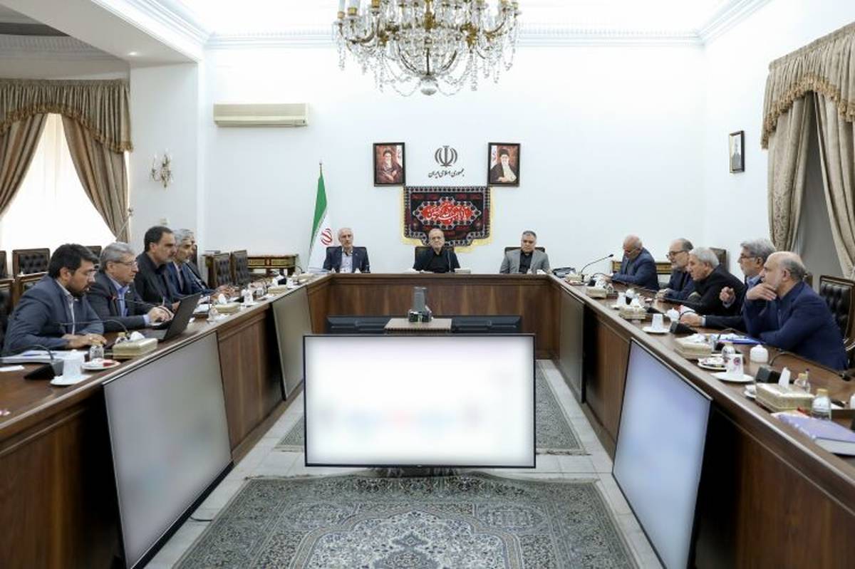 طرح مشترک وزارت نفت و صندوق توسعه ملی؛ جهش تولید ۲۵۰ هزار بشکهای نفت