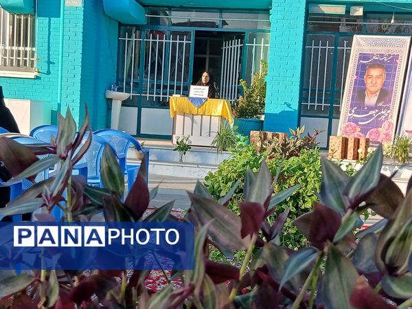  اولین مجمع انجمن اولیا و مربیان در دبیرستان فاطمیه