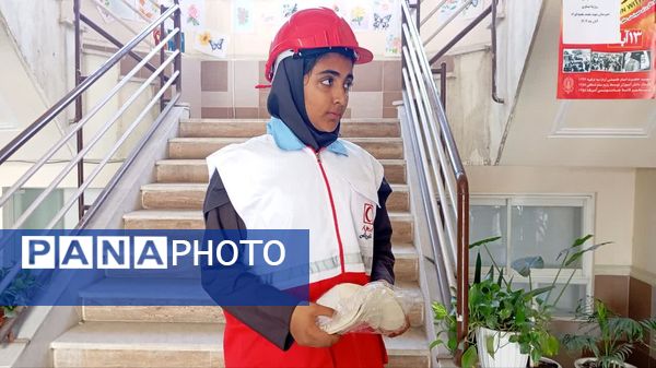 برگزاری مراسم متمرکز مانور زلزله و ایمنی مدارس در سرخنکلاته