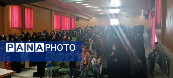 برگزاری مراسم تجلیل از مقام زن به مناسبت ولادت حضرت فاطمه زهرا(س)