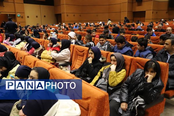 آیین گرامیداشت روز جهانی معلولان در آموزش و پرورش آذربایجان شرقی