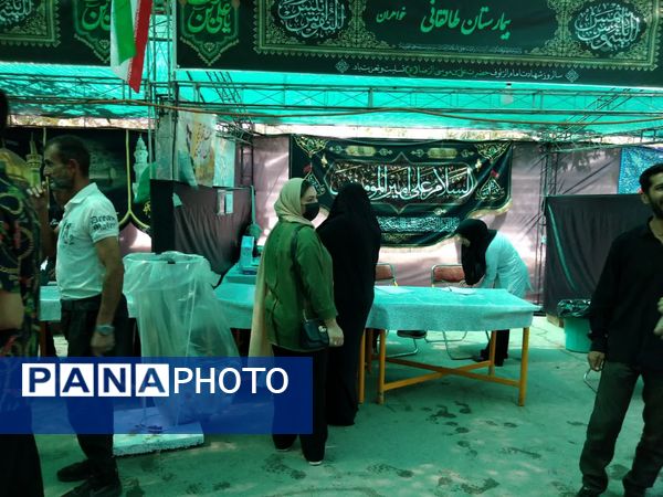 برپایی موکب شهدای شاهنامه و شهرداری منطقه ۱۲ و پذیرایی از زائران امام رضا (ع) در مشهد 