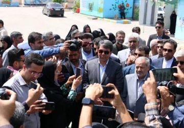 کلنگ‌زنی احداث دبستان دخترانه ۱۲ کلاسه شاهد جیرفت از سوی وزیر آموزش و پرورش