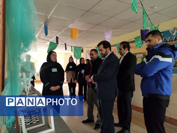 اداره یک روز مدرسه(طرح ایما) توسط دانش‌آموزان دبیرستان فرزانگان استعداد درخشان ملارد