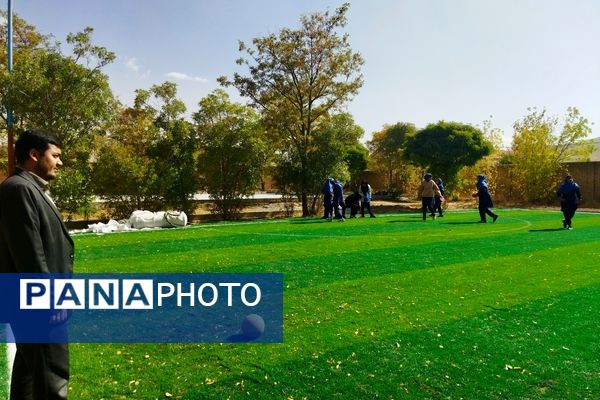 حضور دانش‌آموزان ناحیه یک شهرکرد و لاران در اردوی «طرح تمشک» 