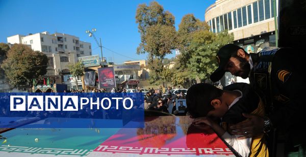 مراسم تشییع پیکرهای ۷ شهید گمنام در کرمانشاه