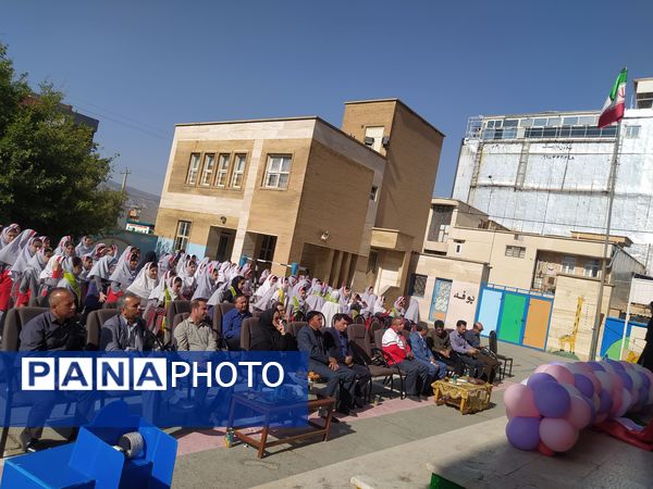 مراسم شور عاطفه‌ها در دبستان شهید رضایی شهرستان ایوان