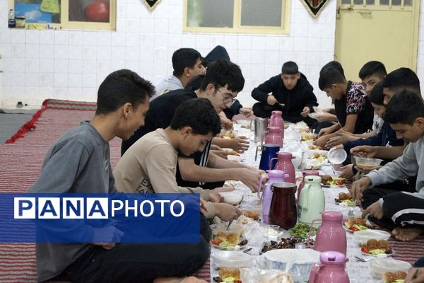 آیین معنوعی اعتکاف در مسجد شهدای ۱۵خرداد قرچک