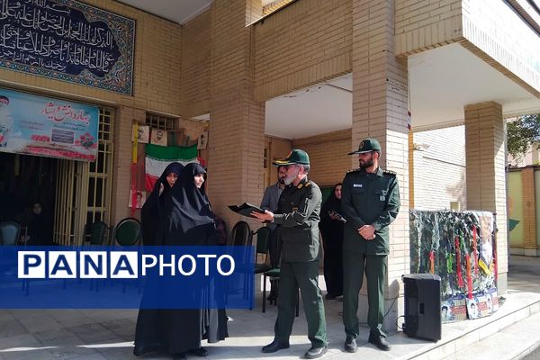 برگزاری جشن به مناسبت هفته دفاع مقدس و میلاد سیدالکریم در ناحیه یک شهرری 