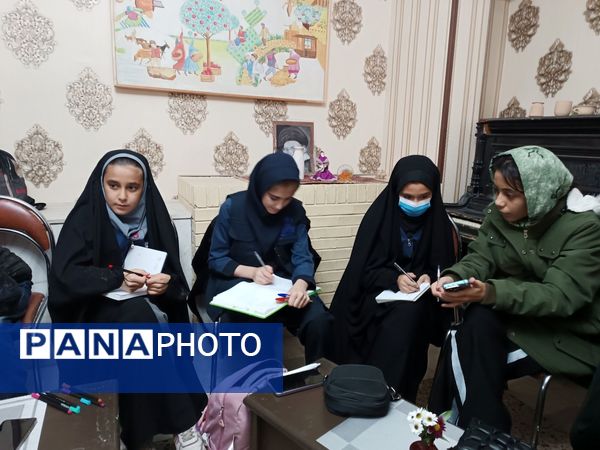  آخرین جلسه آموزش تکمیلی خبرنگاری دانش آموزان ناحیه ۳