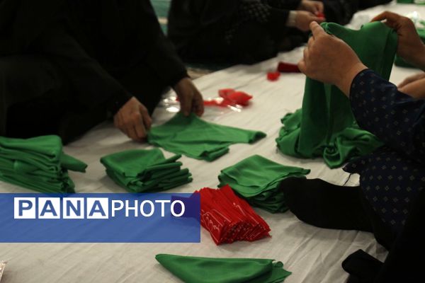 بسته‌بندی لباس همایش شیرخوارگان حسینی زنجان