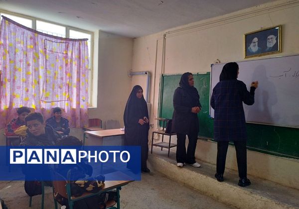 کارگاه آسیب‌شناسی موارد خاص در دبیرستان شهید مصطفی خمینی شیروان