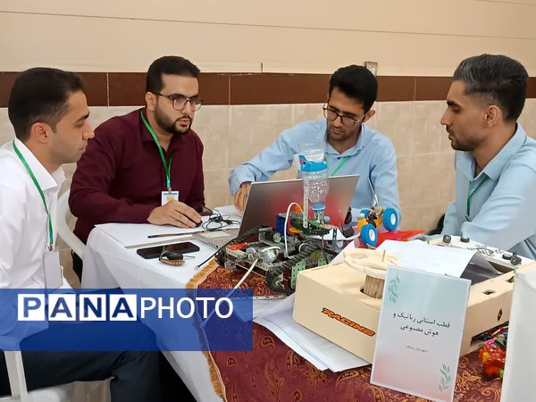 داوری ششمین دوره جشنواره علمی-پژوهشی پژوهشسرای دانشآموزی در هرمزگان