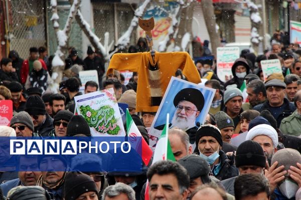 حضور پرشور مردم انقلابی شهرستان گلپایگان در جشن پیروزی چهل و ششمین سالگرد انقلاب اسلامی ایران