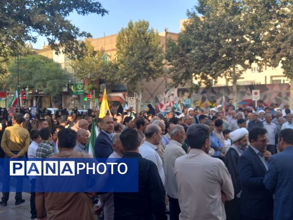 ملت ایران سکوت نخواهد کرد