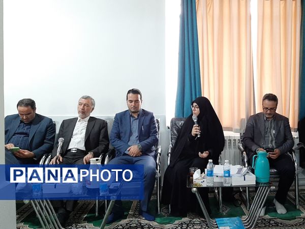 رویداد تقویت نقش معلم در جهت ارتقاء استعداد و توانمندی دانش‌آموزان 
