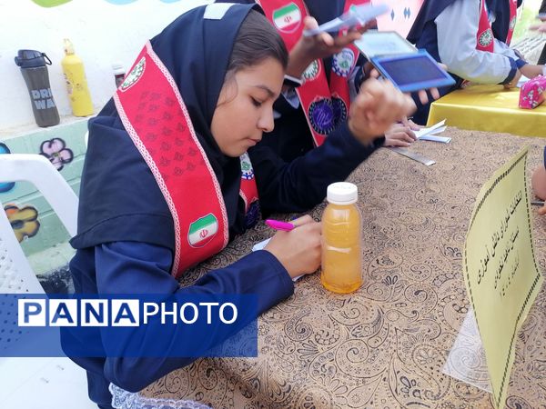 مراسم انتخابات شورای دانش آموزی در دبیرستان ناهید نخودی 