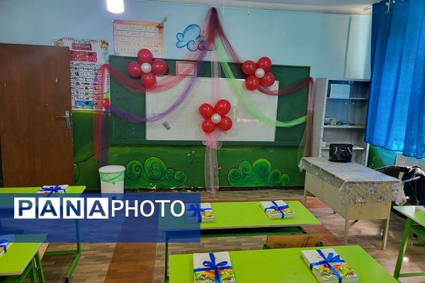 حضور پرشور کلاس اولی‌ها در جشن شکوفه های ناحیه دو شهرری 